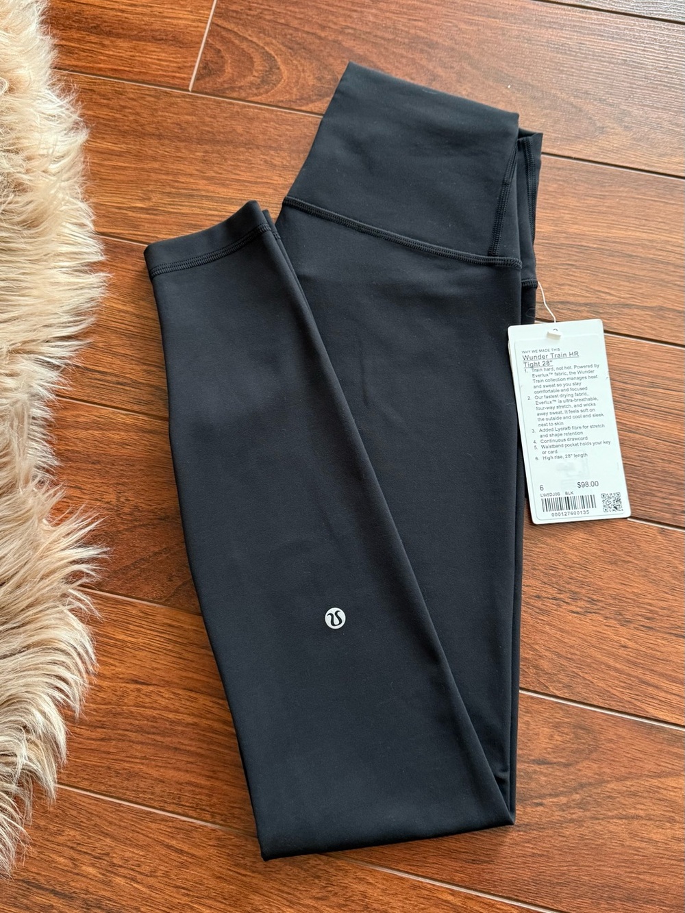 Black Lululemon Wunder Train HR 28” leggings size 6 #activewear #yoga